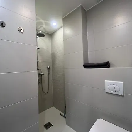Aia Street Apartment